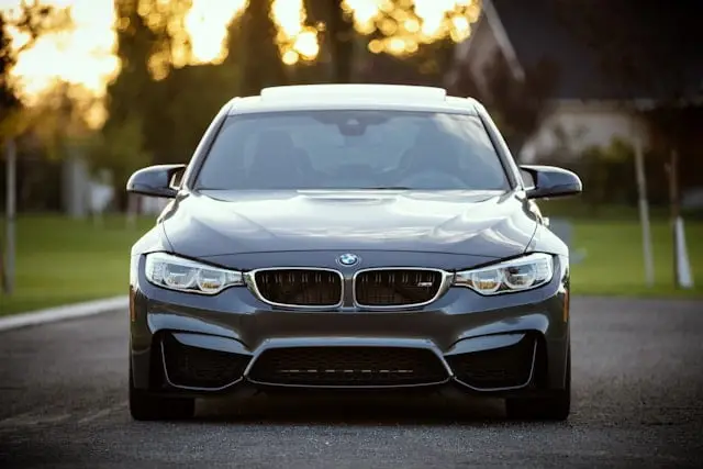 BMW M3 Grise de face