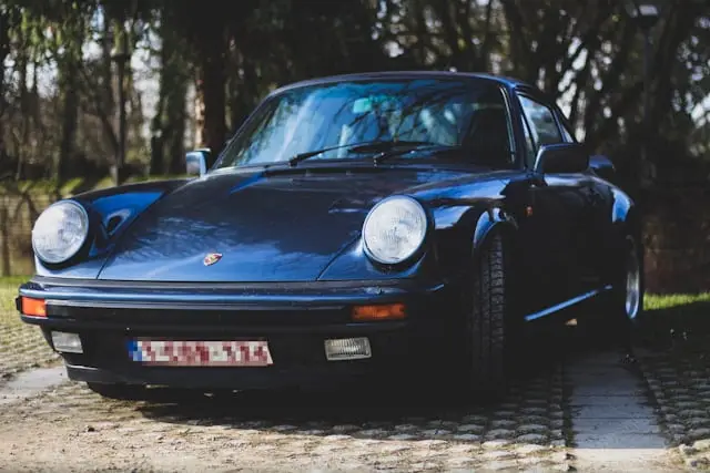 Porsche 930 bleue avant
