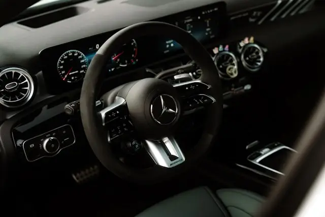Intérieur de Mercedes A45 S AMG