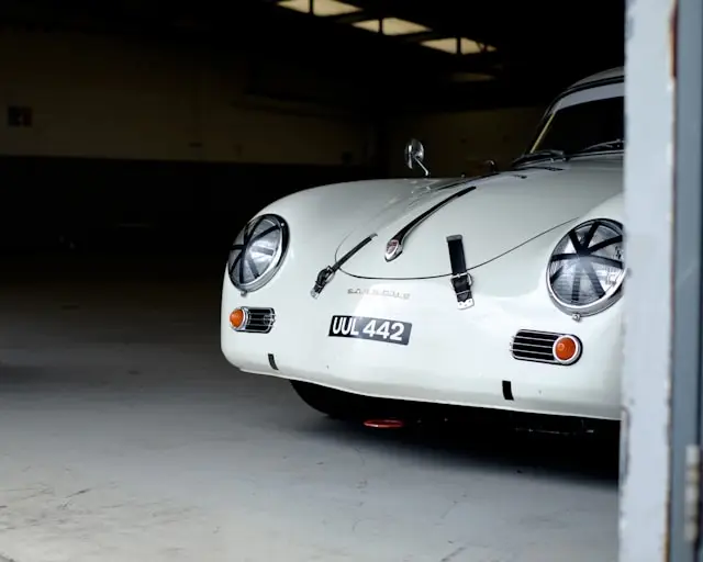 Porsche 356 blanche de course