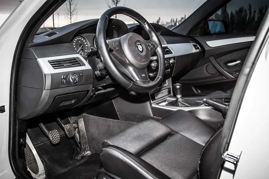 intérieur de BMW E60