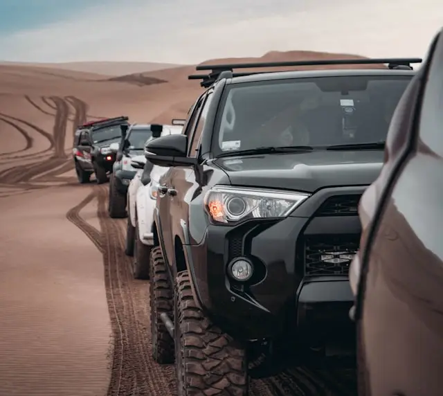 Toyota Fortuner dans le désert