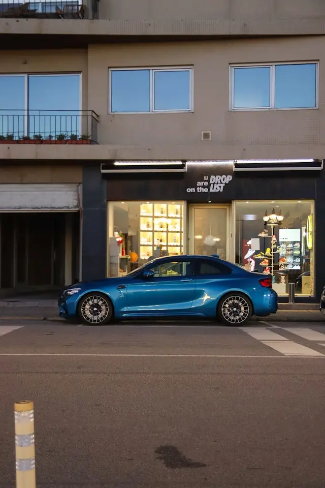 BMW M2 dans la rue