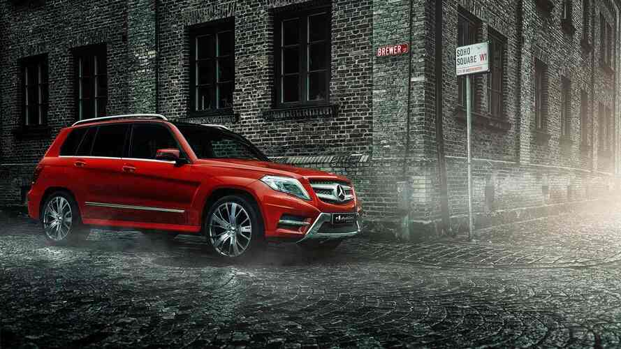 Mercedes GLK Rouge rue