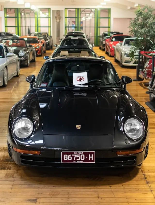 Porsche 959 noire face