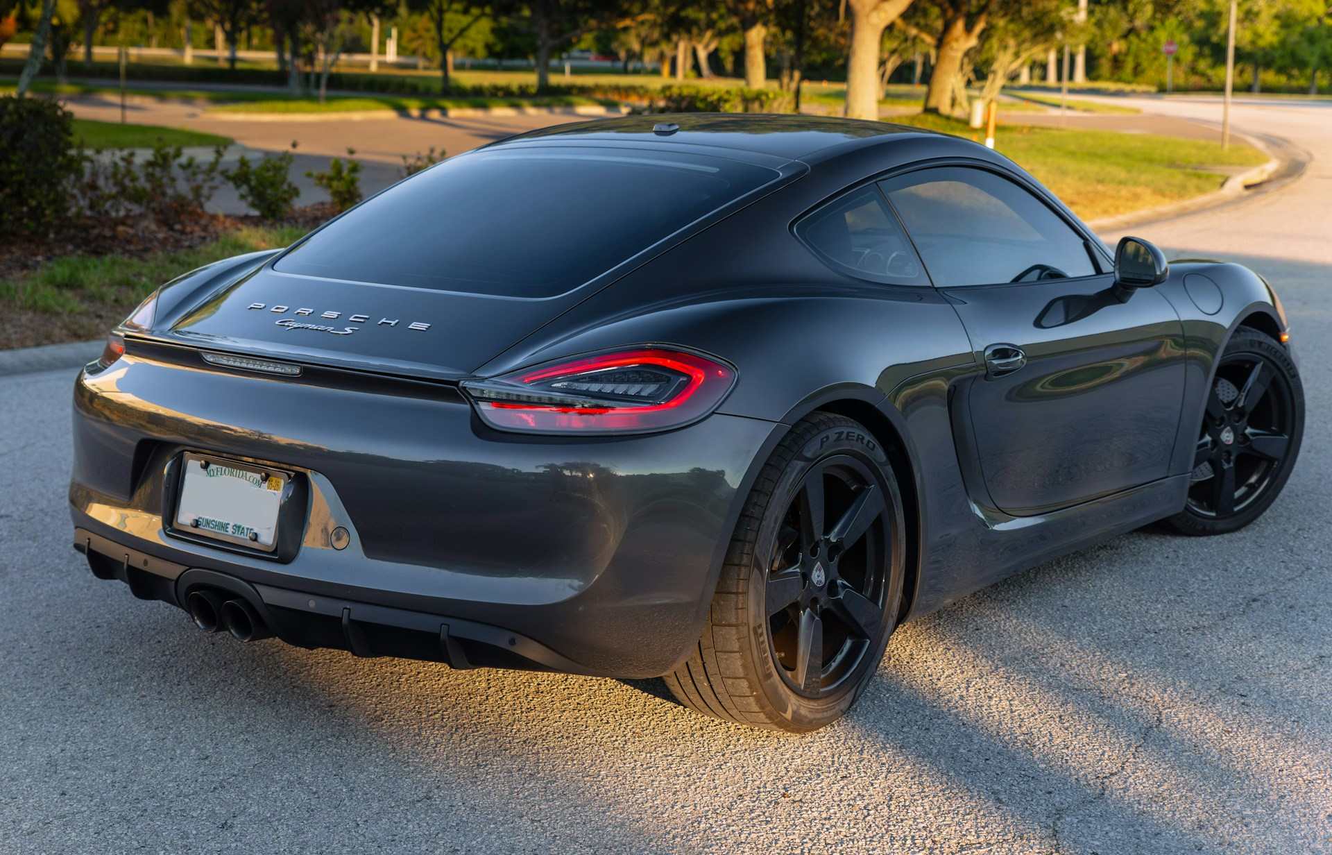 Porsche Cayman S Arrière