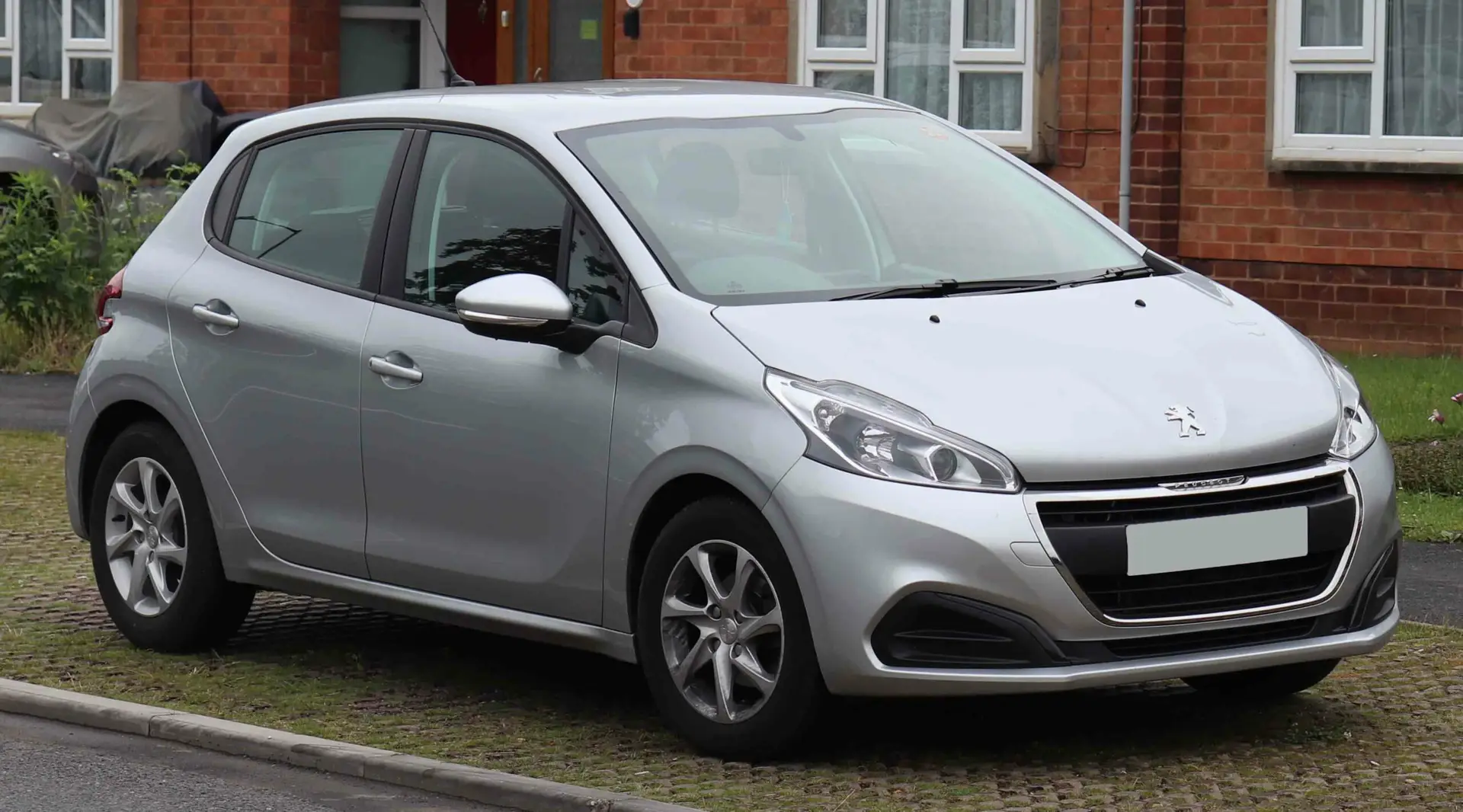 Peugeot 208 1.2 PureTech grise