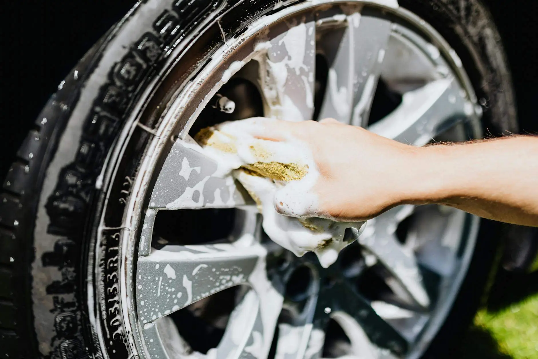 Préparer votre voiture pour la revente : astuces clés