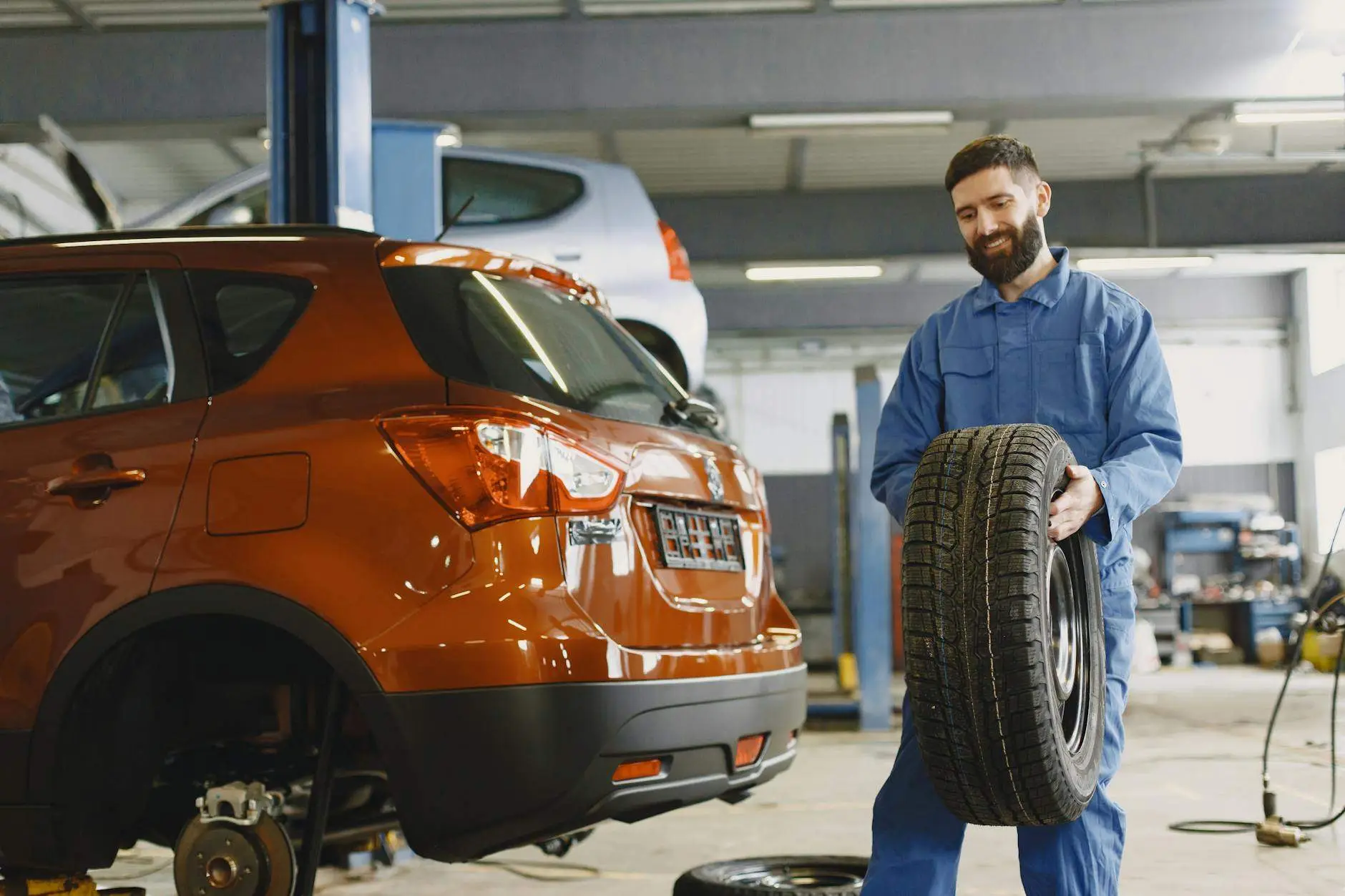 Changer pneus centre-auto : est-ce vraiment rentable ?