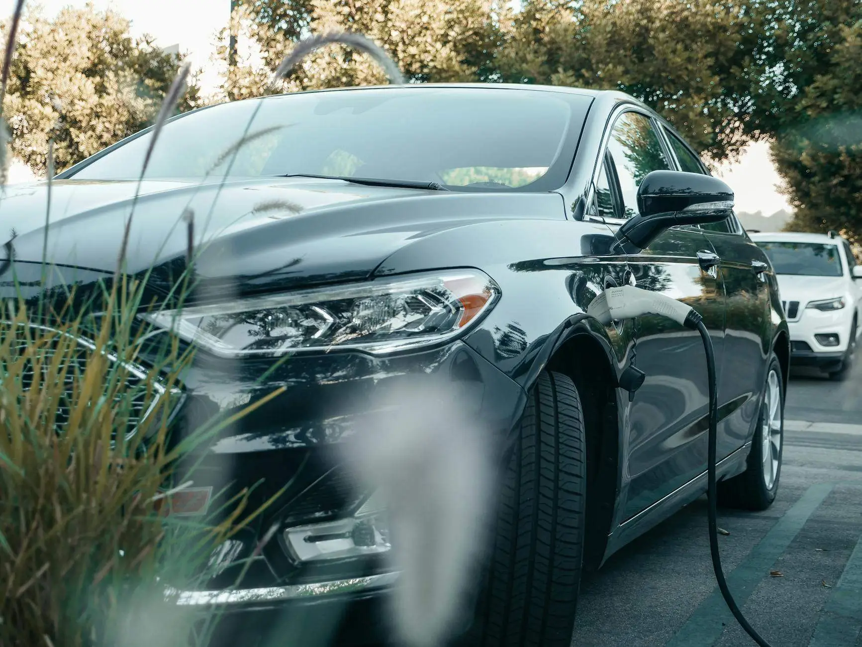 voiture-electrique-hybride-2025