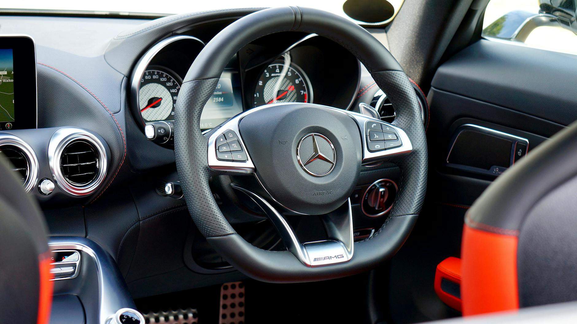 bmw-vs-amg-vibrer
